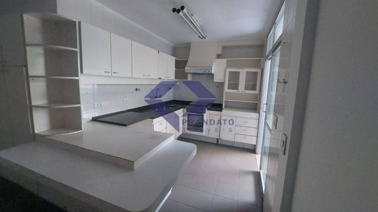 Apartamento à venda com 3 quartos, 126m² - Foto 18