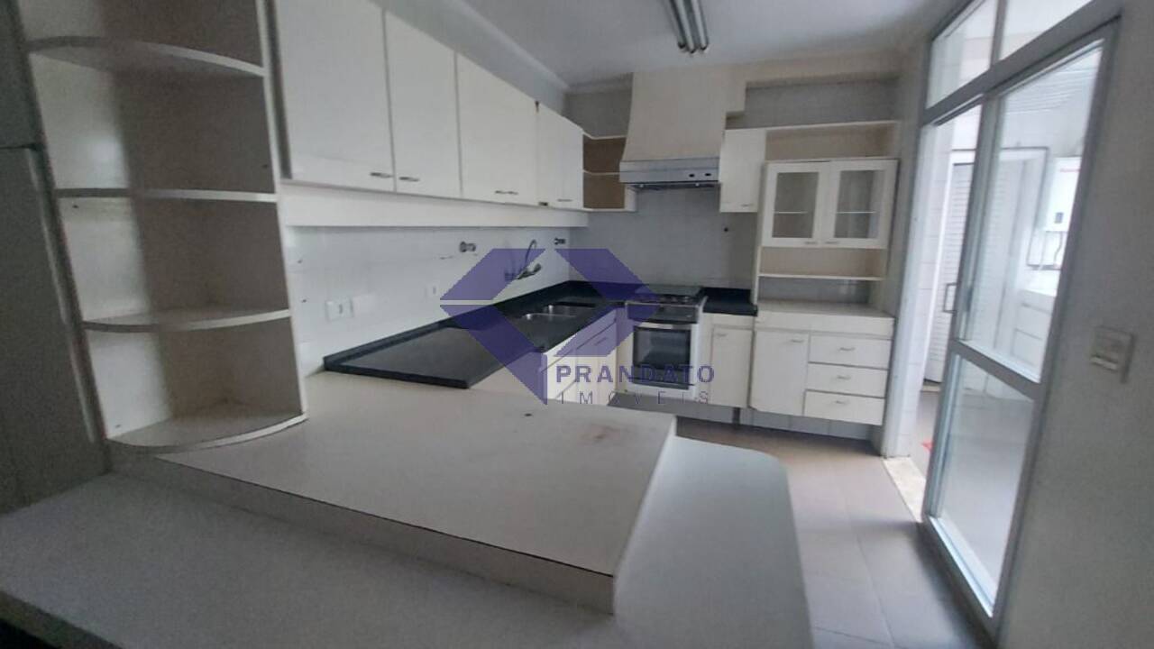 Apartamento à venda com 3 quartos, 126m² - Foto 13