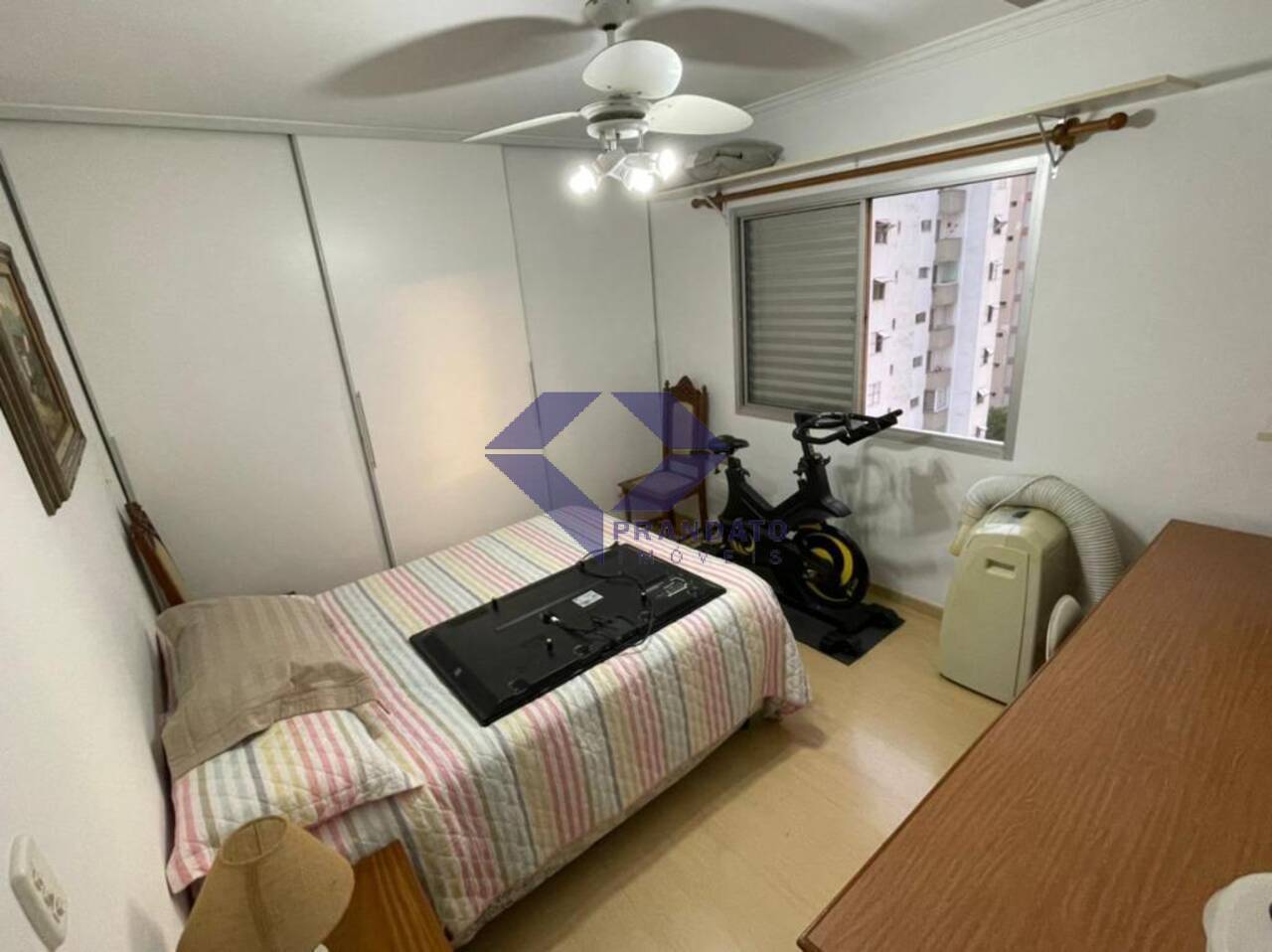 Apartamento à venda com 4 quartos, 180m² - Foto 9