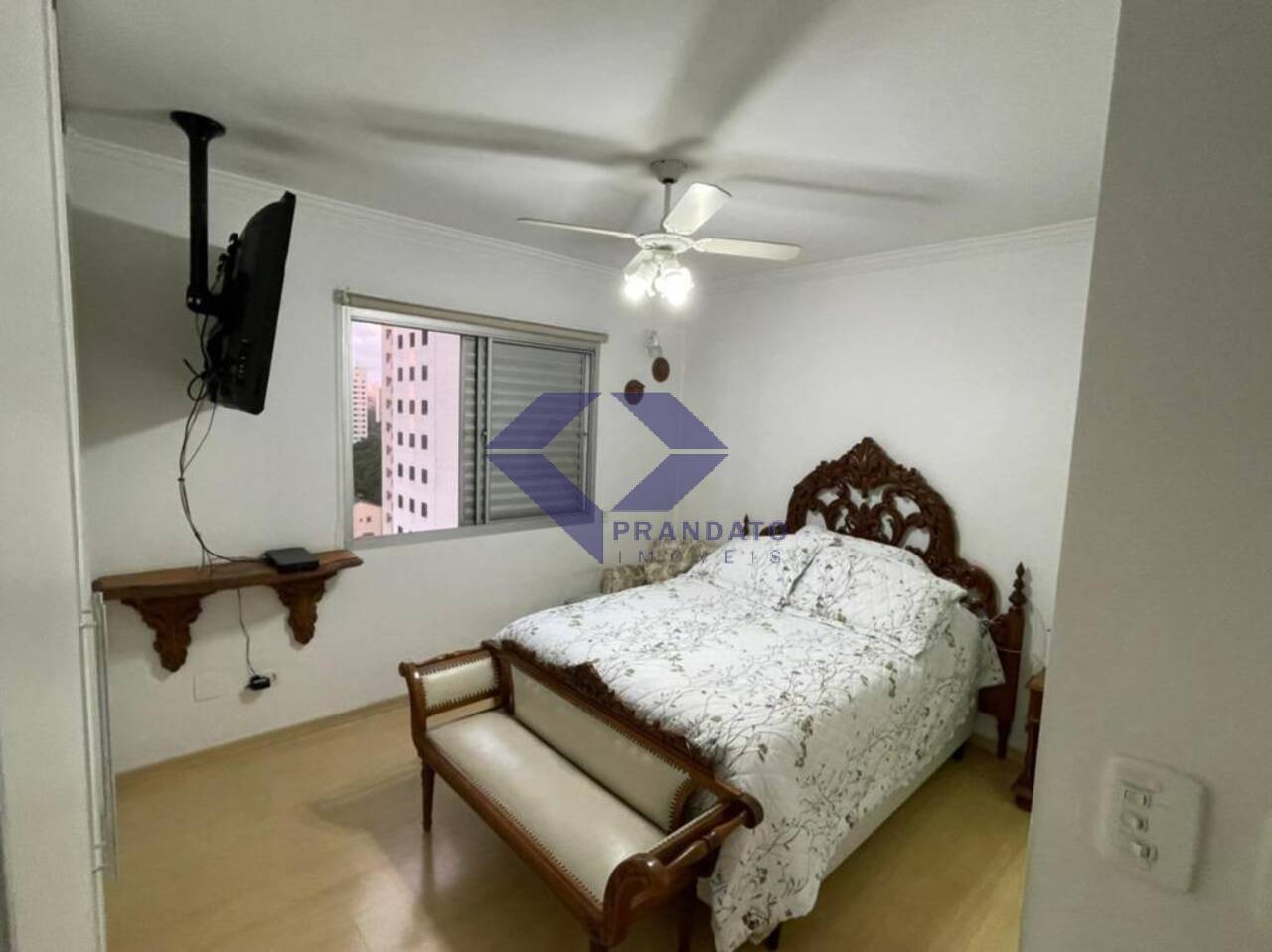 Apartamento à venda com 4 quartos, 180m² - Foto 11