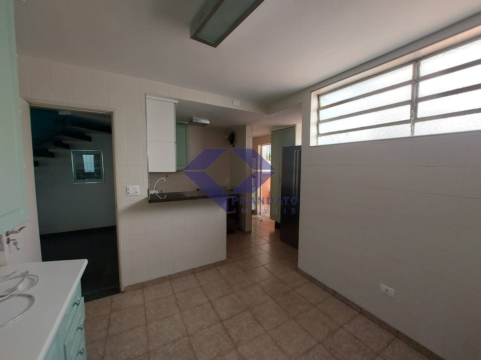 Casa à venda com 3 quartos, 200m² - Foto 20