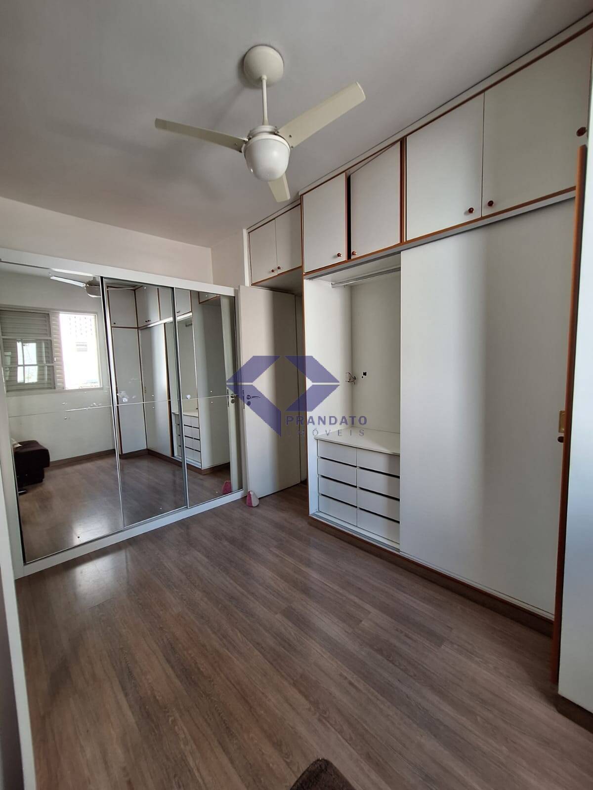 Casa à venda com 3 quartos, 200m² - Foto 18