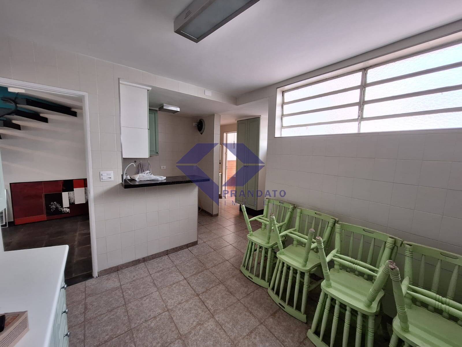 Casa à venda com 3 quartos, 200m² - Foto 30