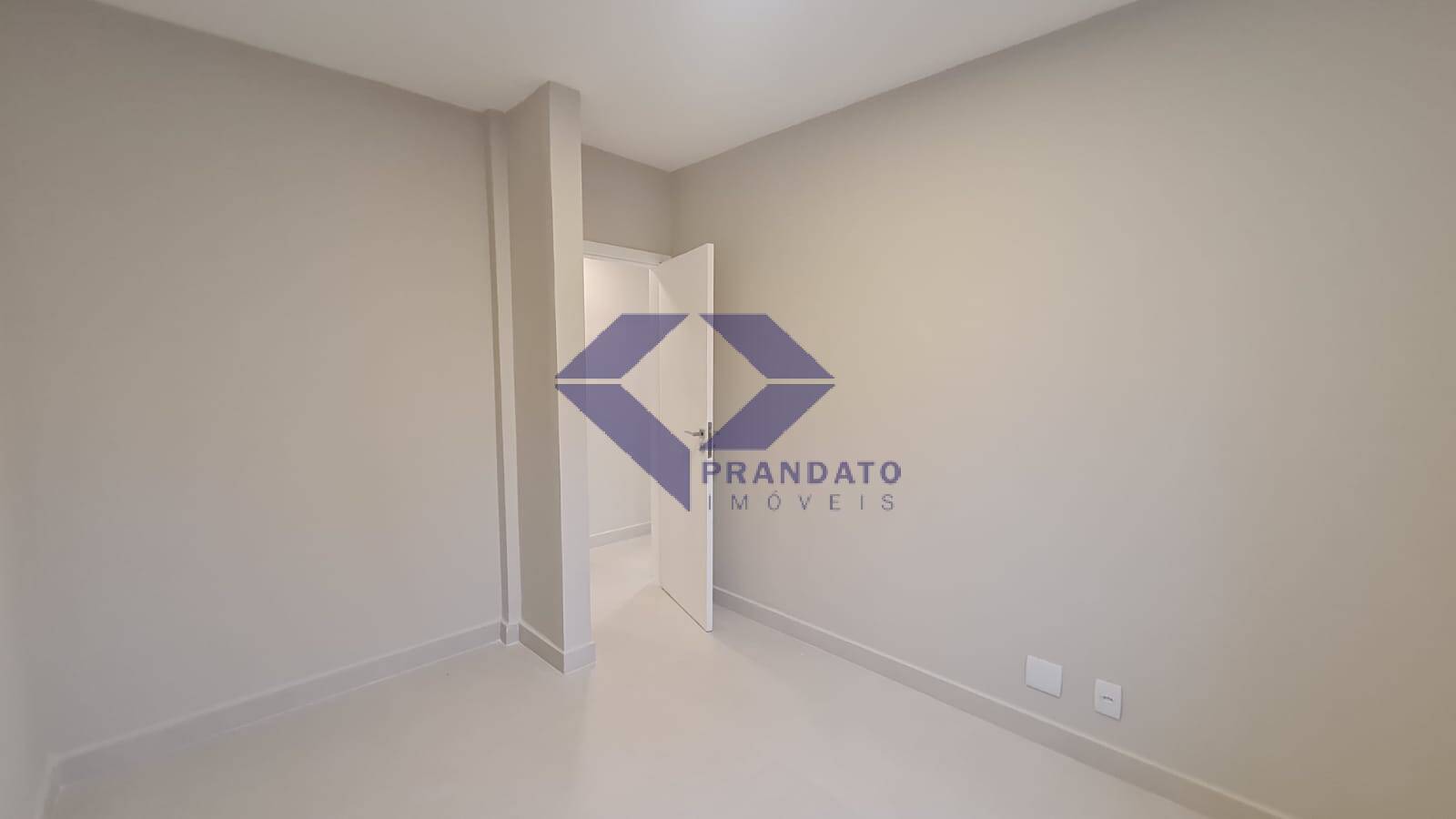 Apartamento à venda com 3 quartos, 86m² - Foto 7