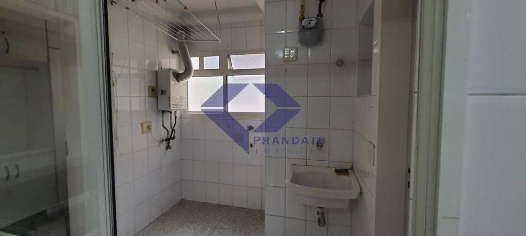 Apartamento para alugar com 4 quartos, 139m² - Foto 11