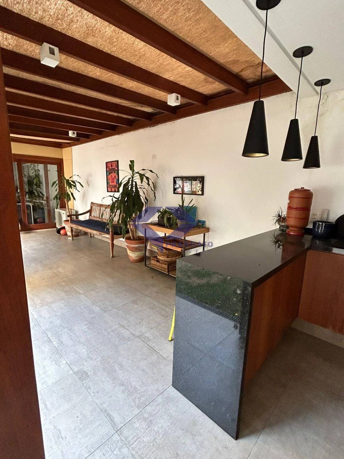 Sobrado à venda com 4 quartos, 269m² - Foto 15