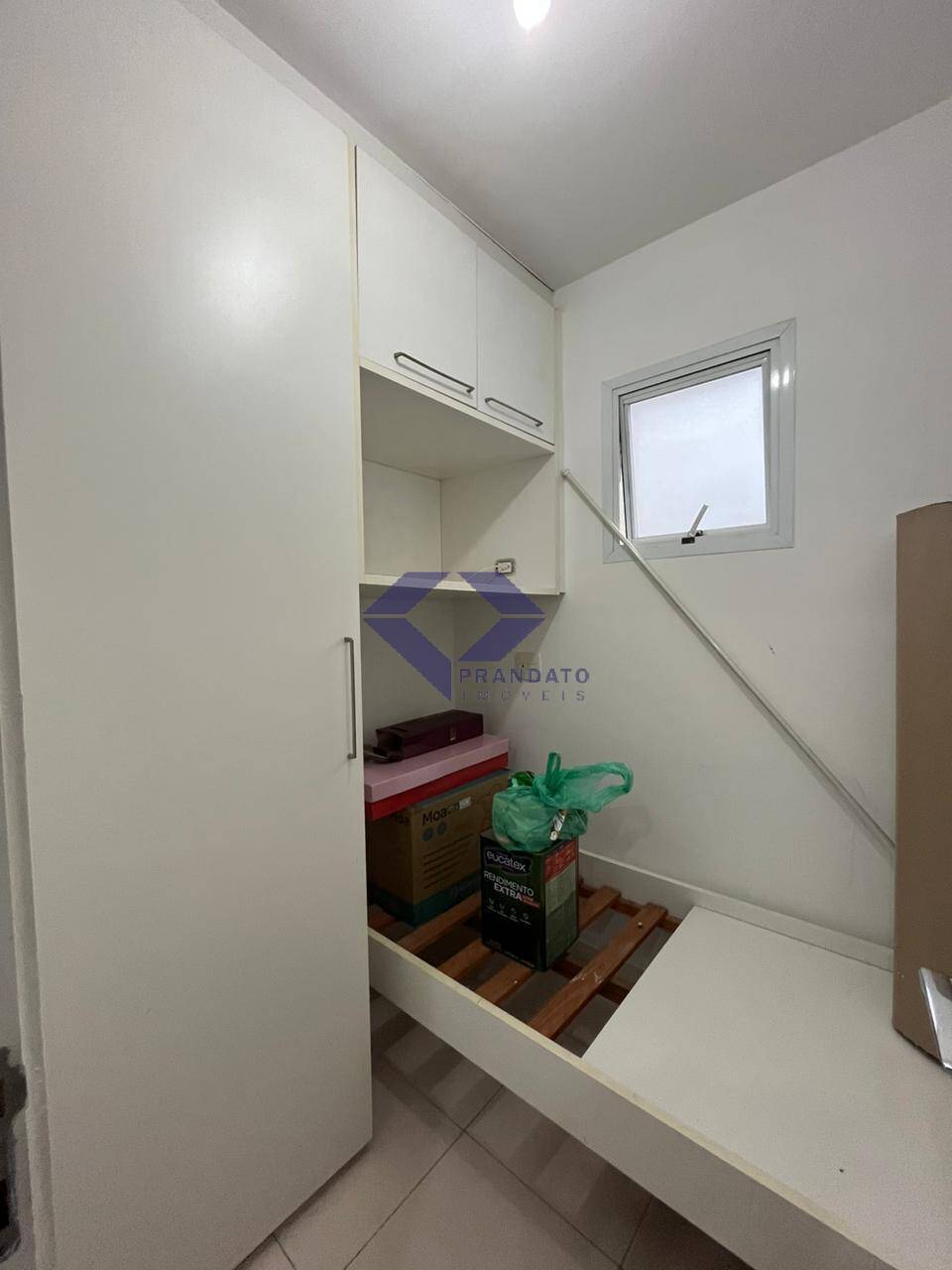 Apartamento para alugar com 4 quartos, 225m² - Foto 15