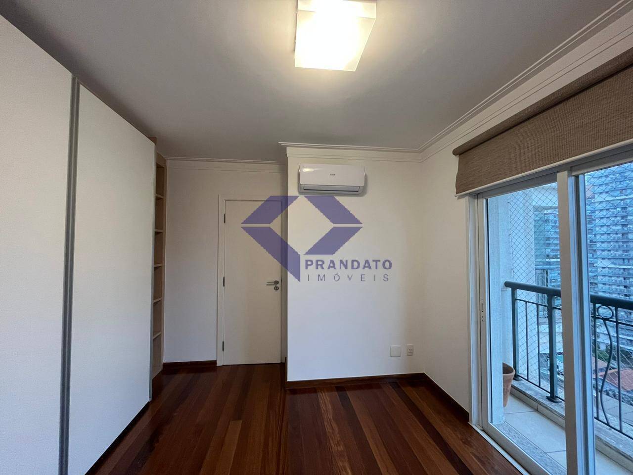 Apartamento para alugar com 4 quartos, 225m² - Foto 19