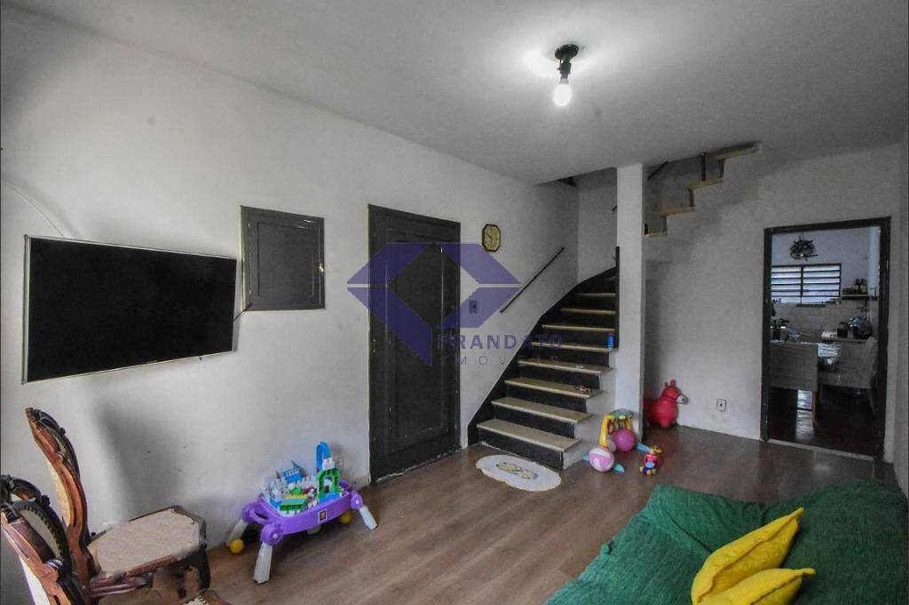 Sobrado à venda com 2 quartos, 80m² - Foto 2