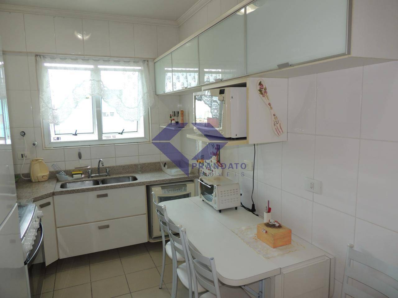 Apartamento à venda com 3 quartos, 142m² - Foto 12