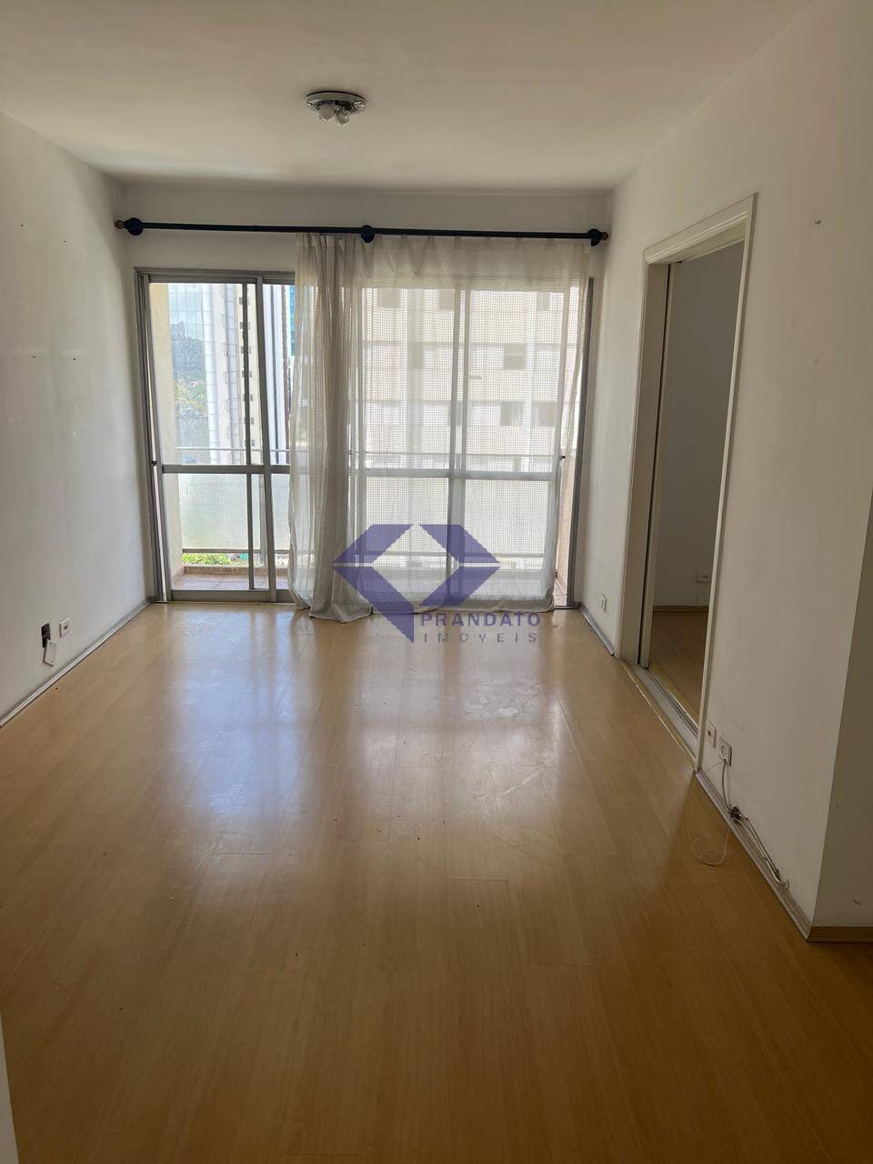 Apartamento à venda com 3 quartos, 92m² - Foto 1