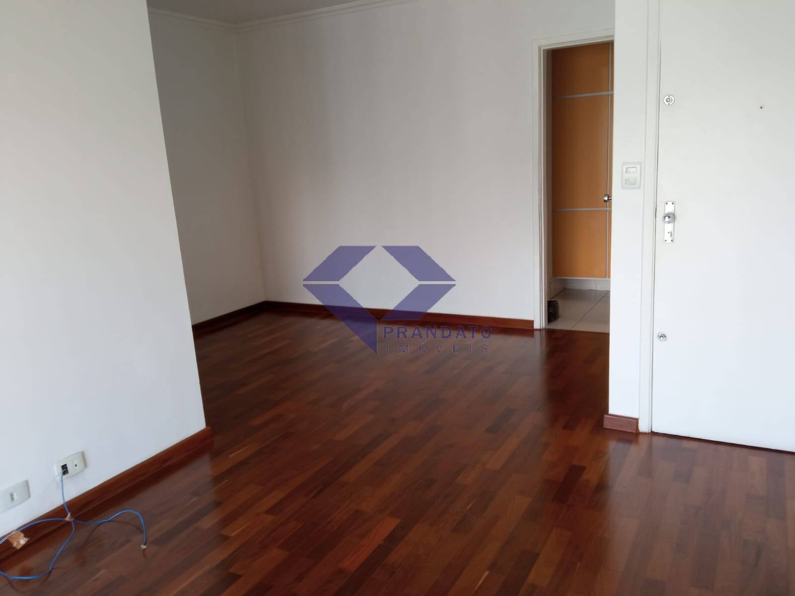 Apartamento à venda com 3 quartos, 93m² - Foto 4