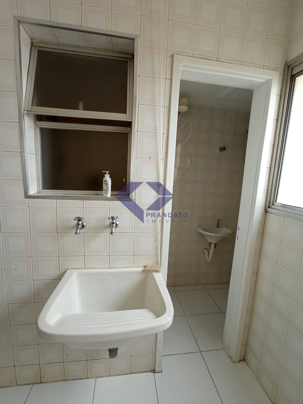 Apartamento à venda com 3 quartos, 93m² - Foto 6