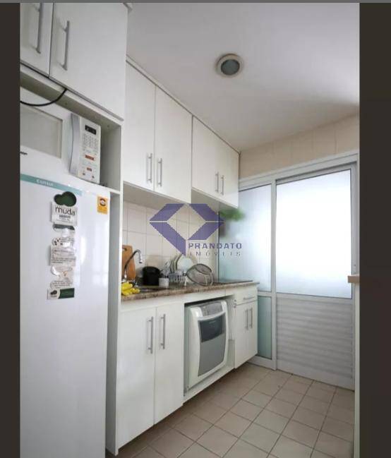 Apartamento à venda com 1 quarto, 50m² - Foto 12