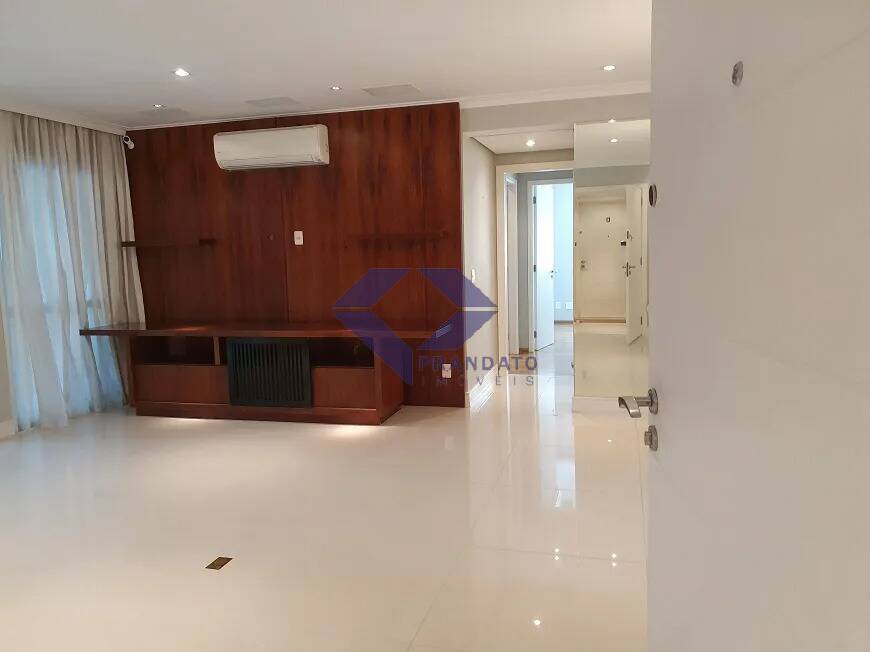 Apartamento à venda com 3 quartos, 220m² - Foto 3