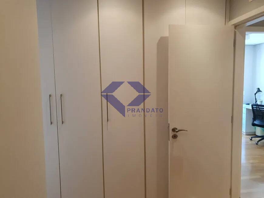 Apartamento à venda com 3 quartos, 220m² - Foto 17