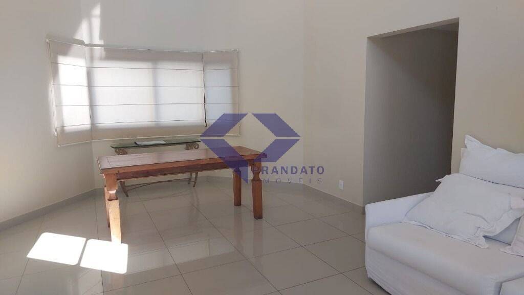 Apartamento à venda com 3 quartos, 110m² - Foto 2