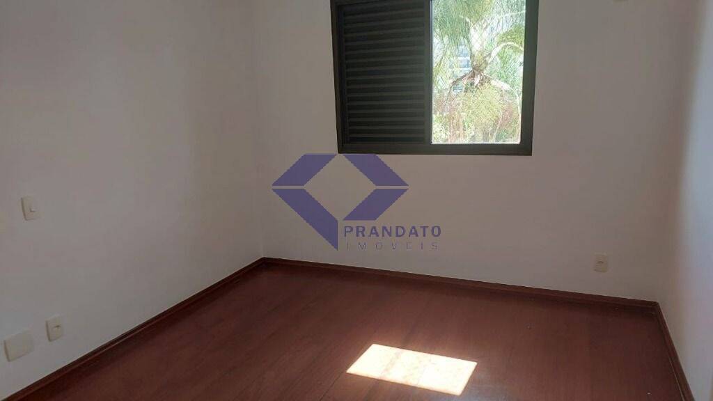 Apartamento à venda com 3 quartos, 110m² - Foto 5