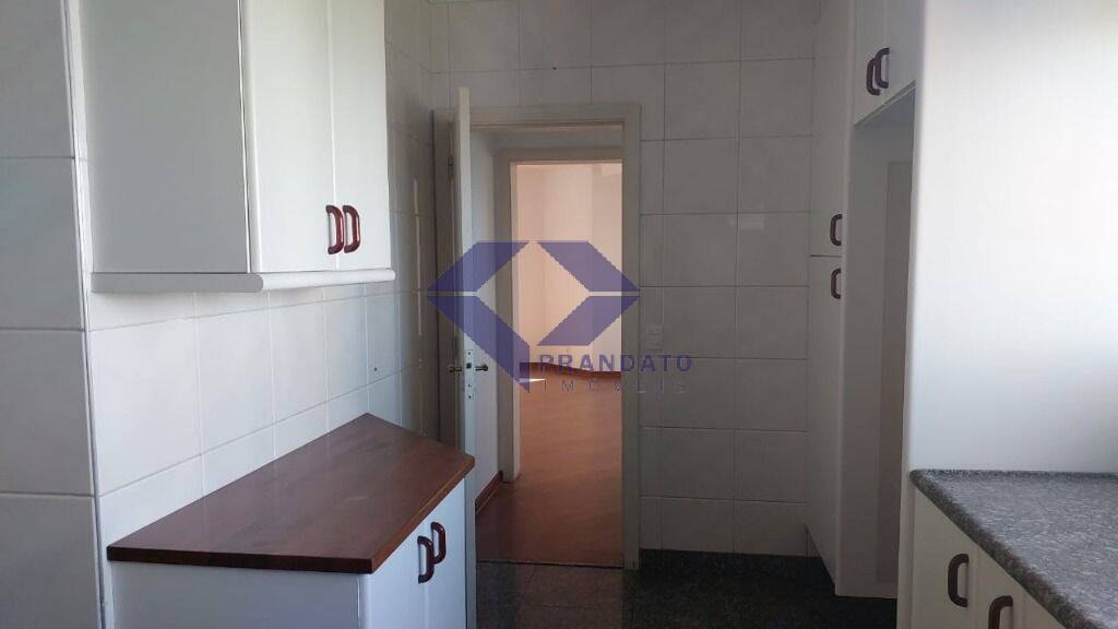 Apartamento à venda com 3 quartos, 110m² - Foto 18