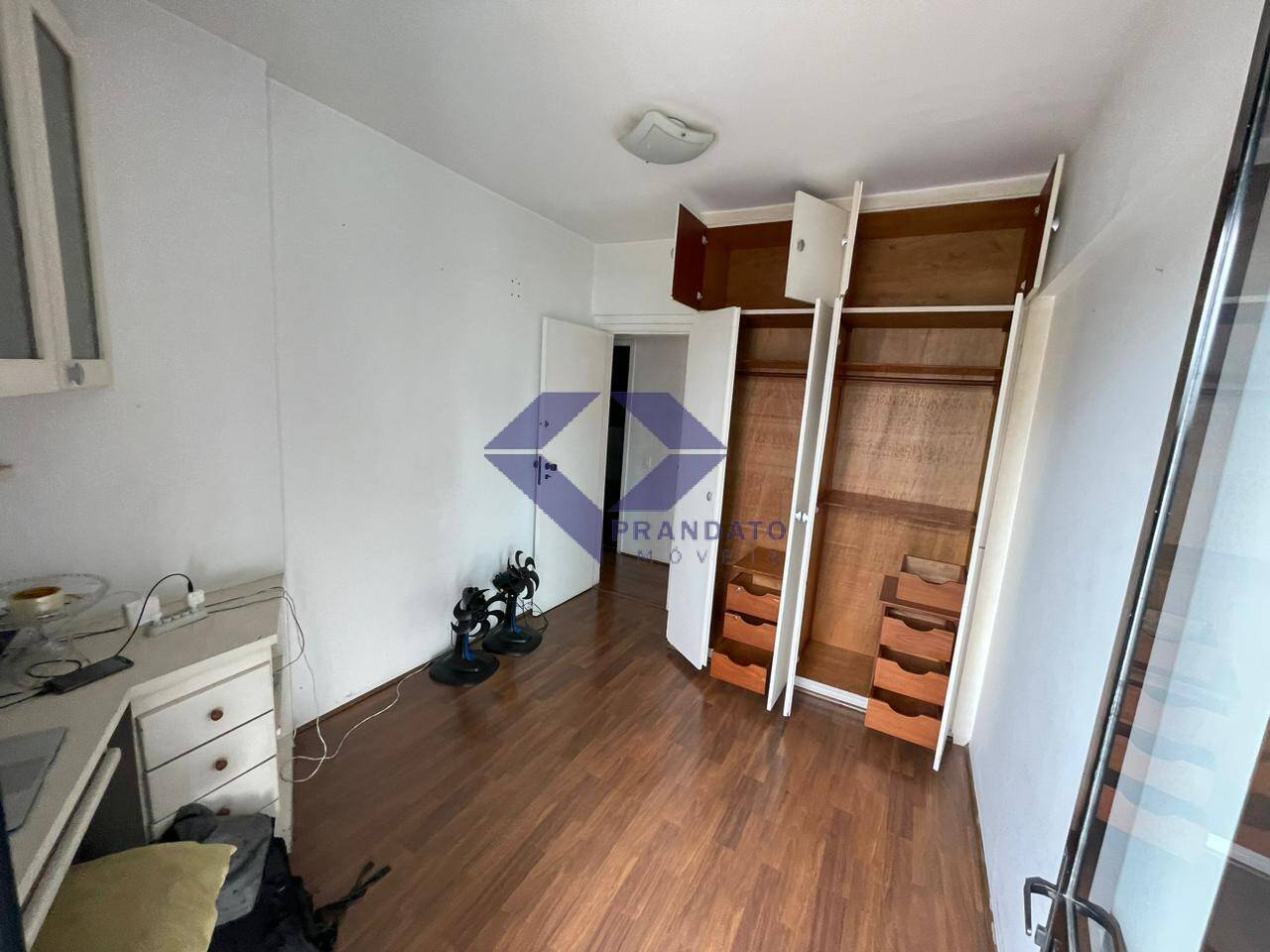 Apartamento à venda com 3 quartos, 106m² - Foto 13