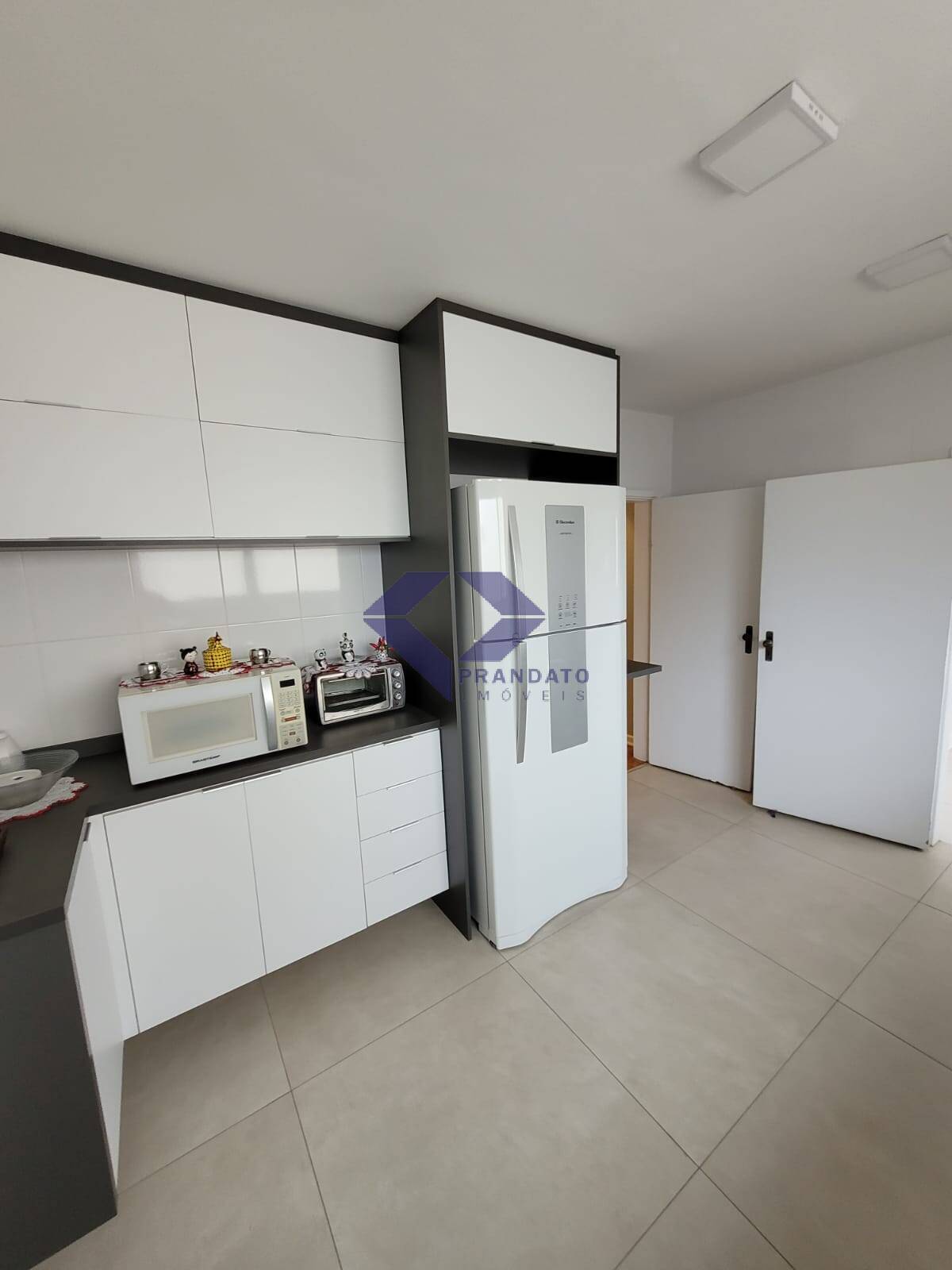 Apartamento à venda com 3 quartos, 122m² - Foto 25