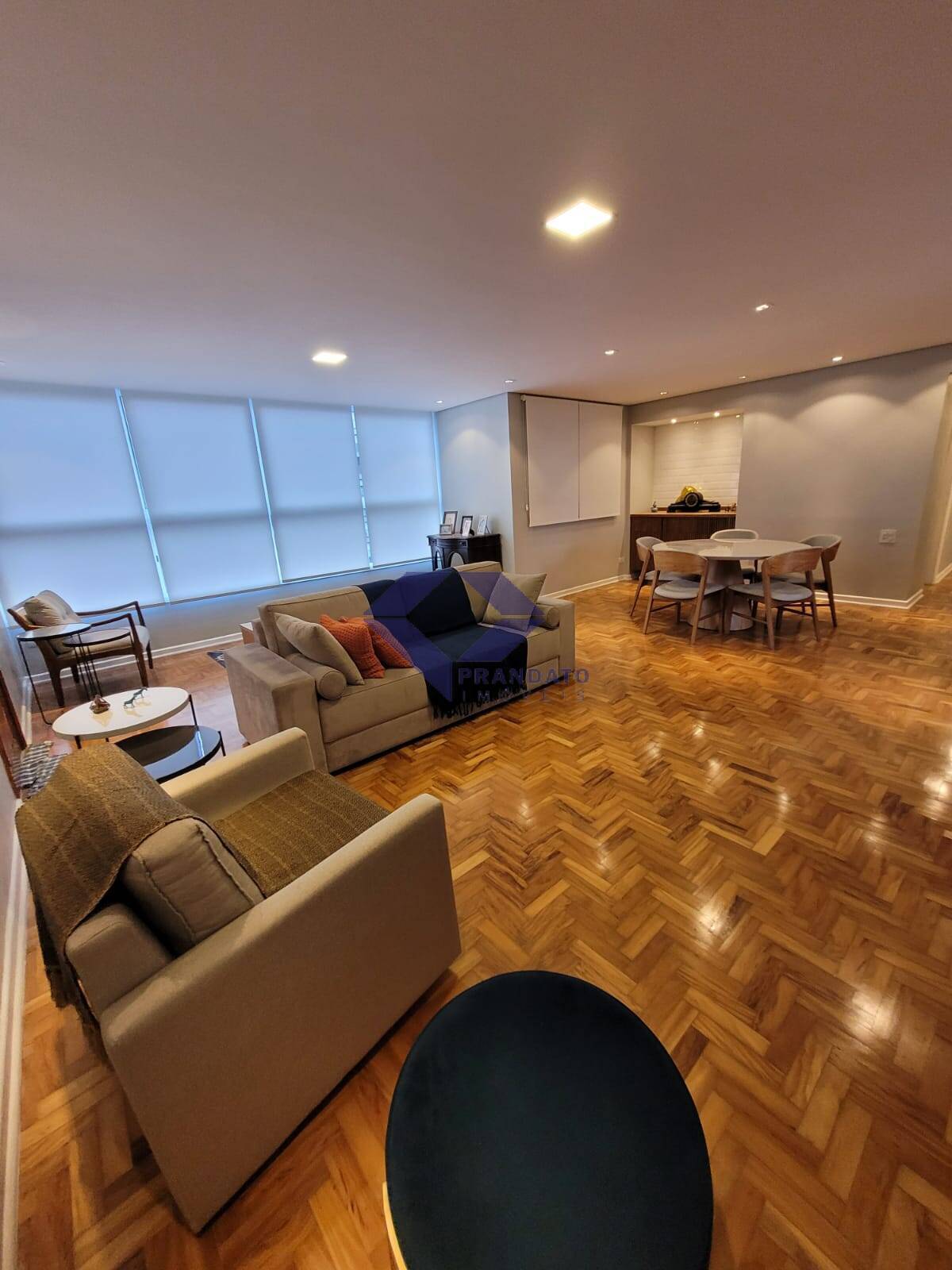 Apartamento à venda com 3 quartos, 122m² - Foto 3