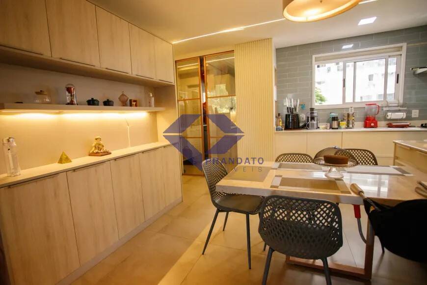 Apartamento à venda com 4 quartos, 178m² - Foto 22