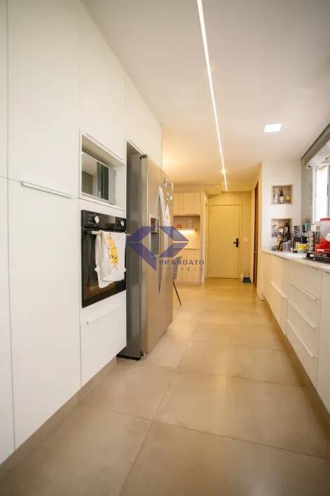 Apartamento à venda com 4 quartos, 178m² - Foto 23