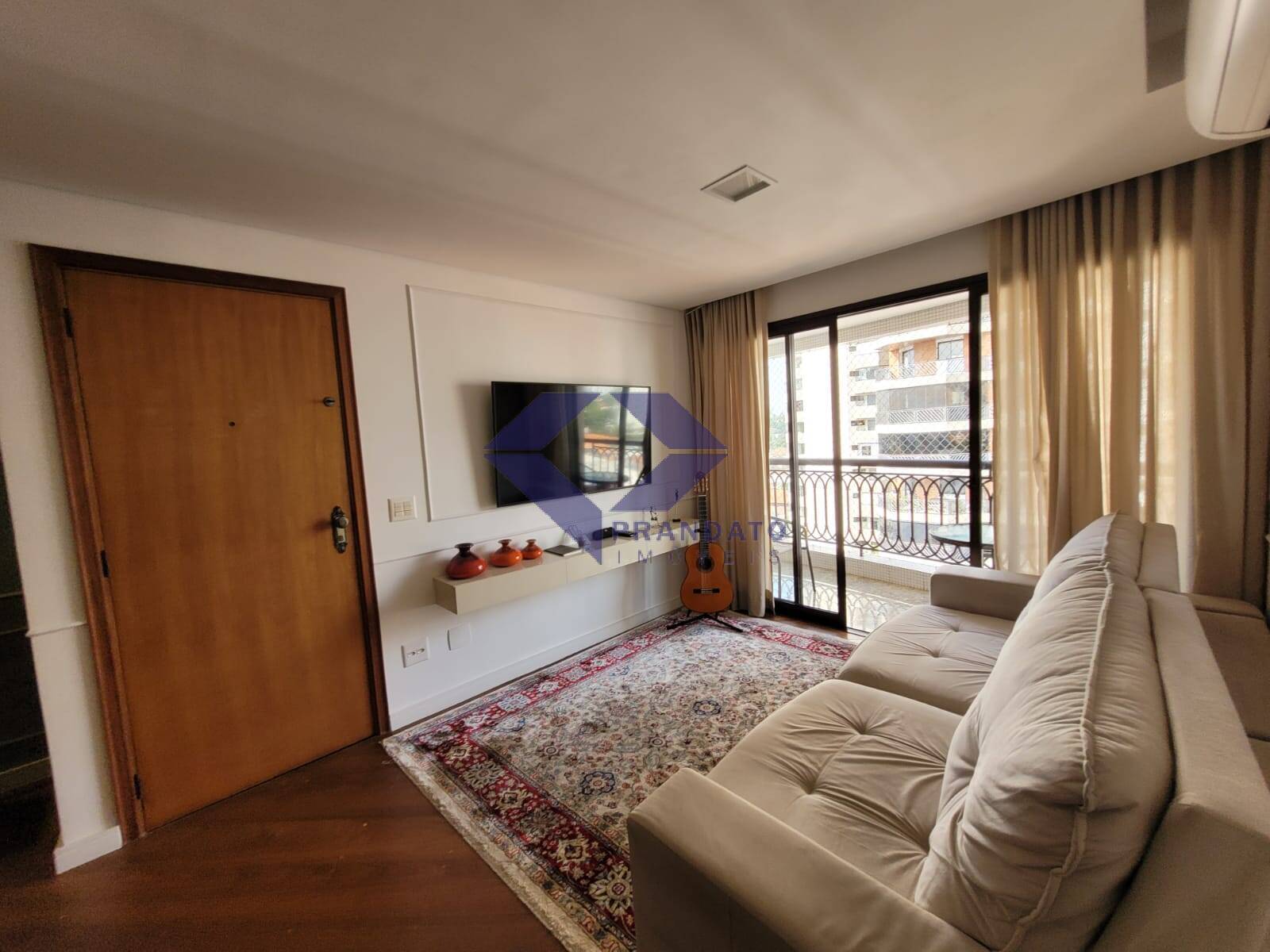 Apartamento à venda com 3 quartos, 96m² - Foto 4