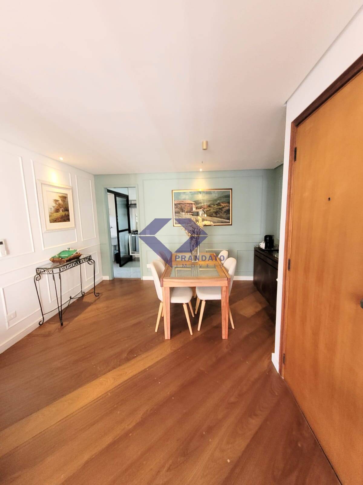 Apartamento à venda com 3 quartos, 96m² - Foto 11