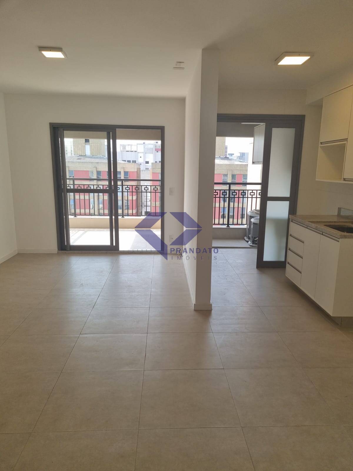 Apartamento para alugar com 2 quartos, 91m² - Foto 3