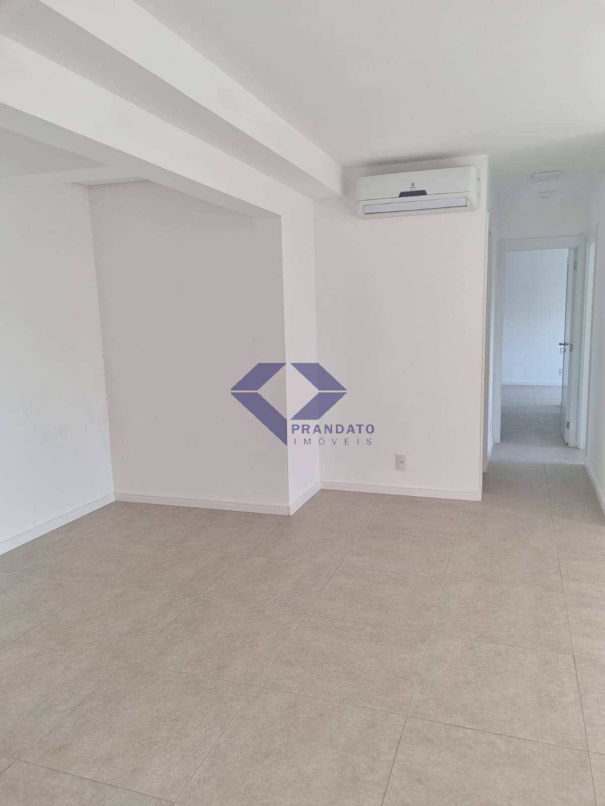 Apartamento para alugar com 2 quartos, 91m² - Foto 6