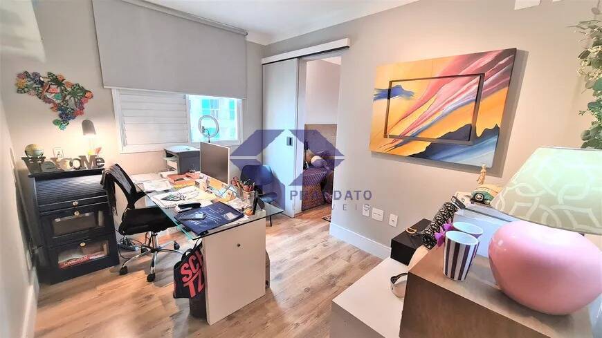 Apartamento à venda com 3 quartos, 125m² - Foto 13