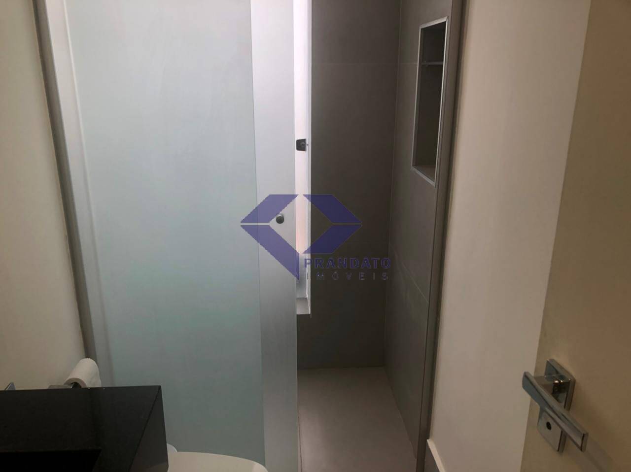 Apartamento para alugar com 3 quartos, 264m² - Foto 15