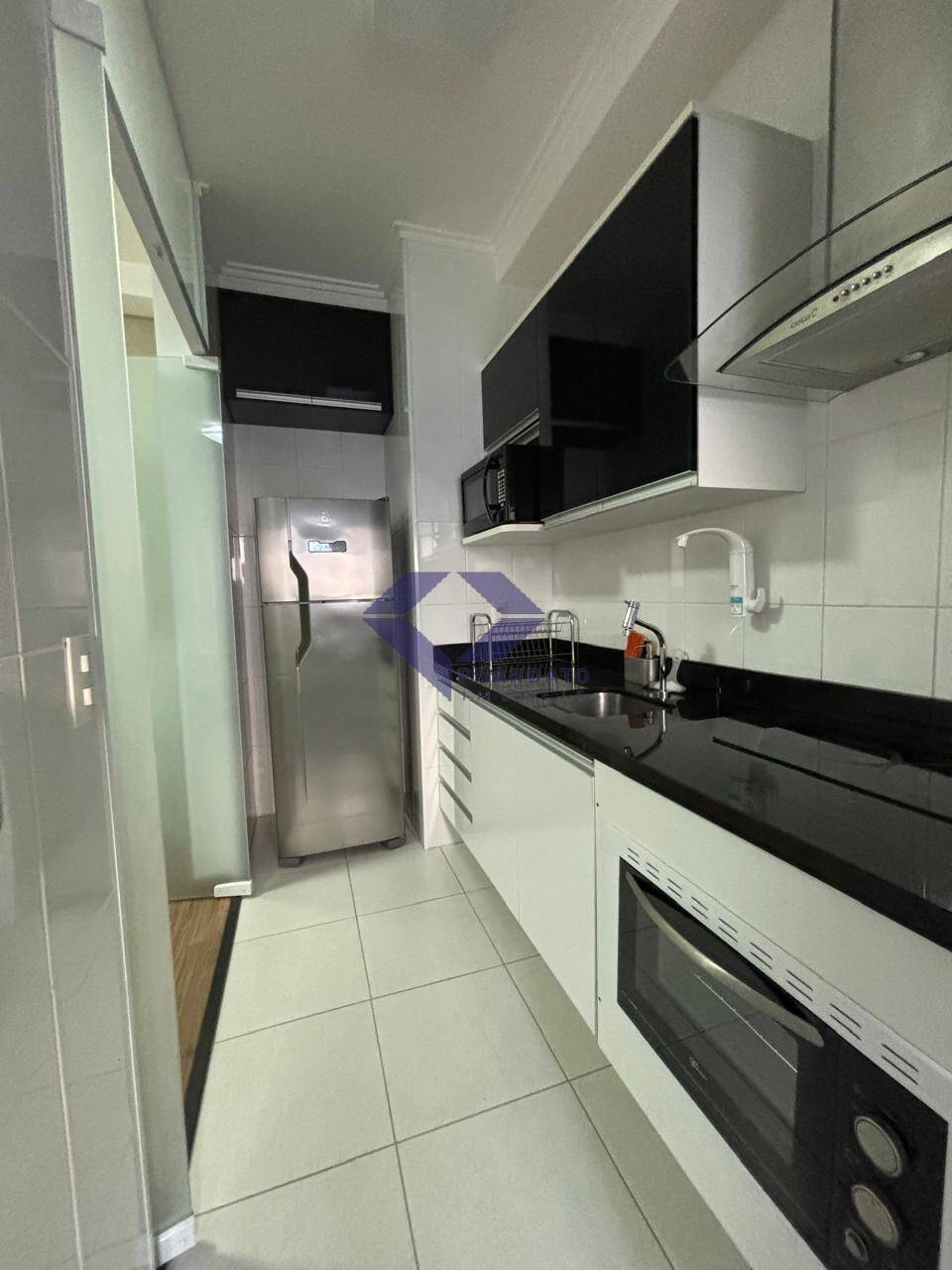 Apartamento à venda com 1 quarto, 51m² - Foto 7