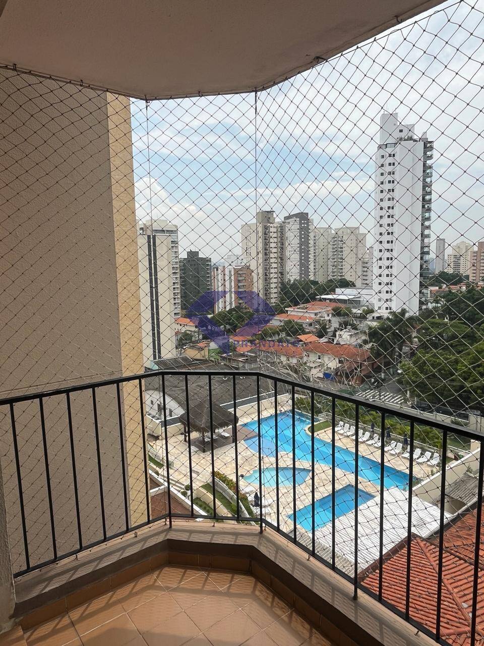 Apartamento à venda com 2 quartos, 62m² - Foto 5