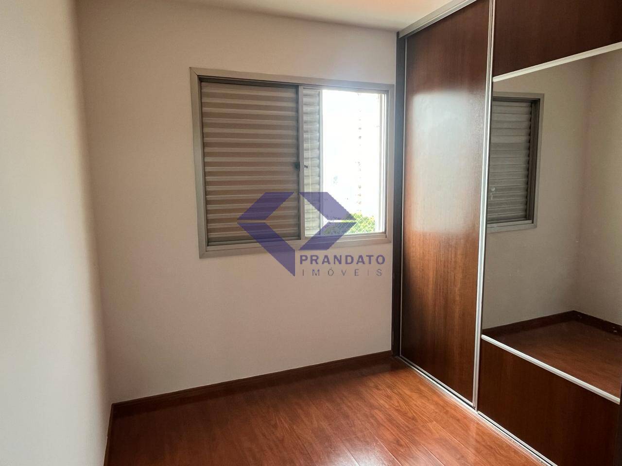 Apartamento à venda com 2 quartos, 62m² - Foto 7