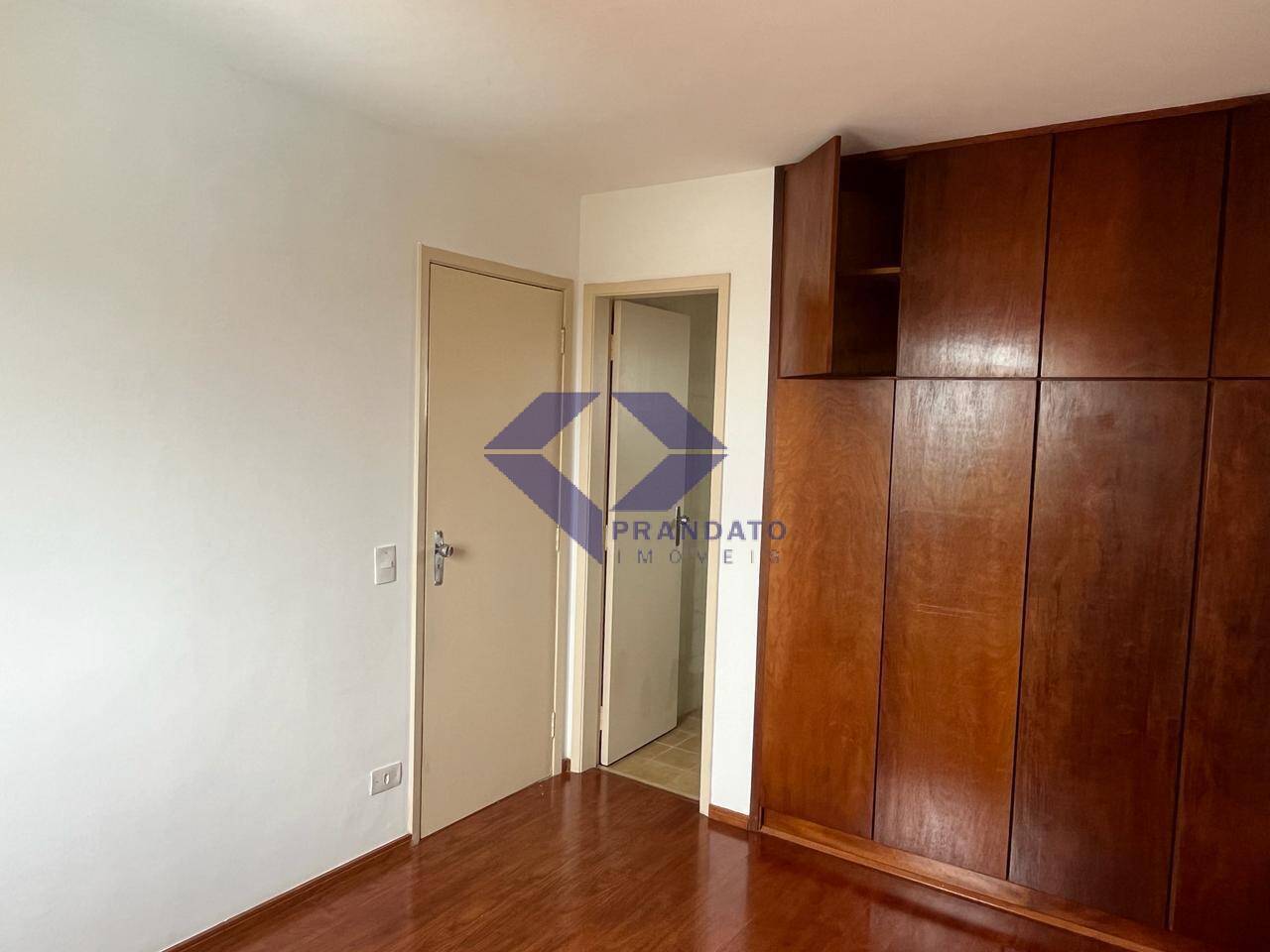 Apartamento à venda com 2 quartos, 62m² - Foto 9