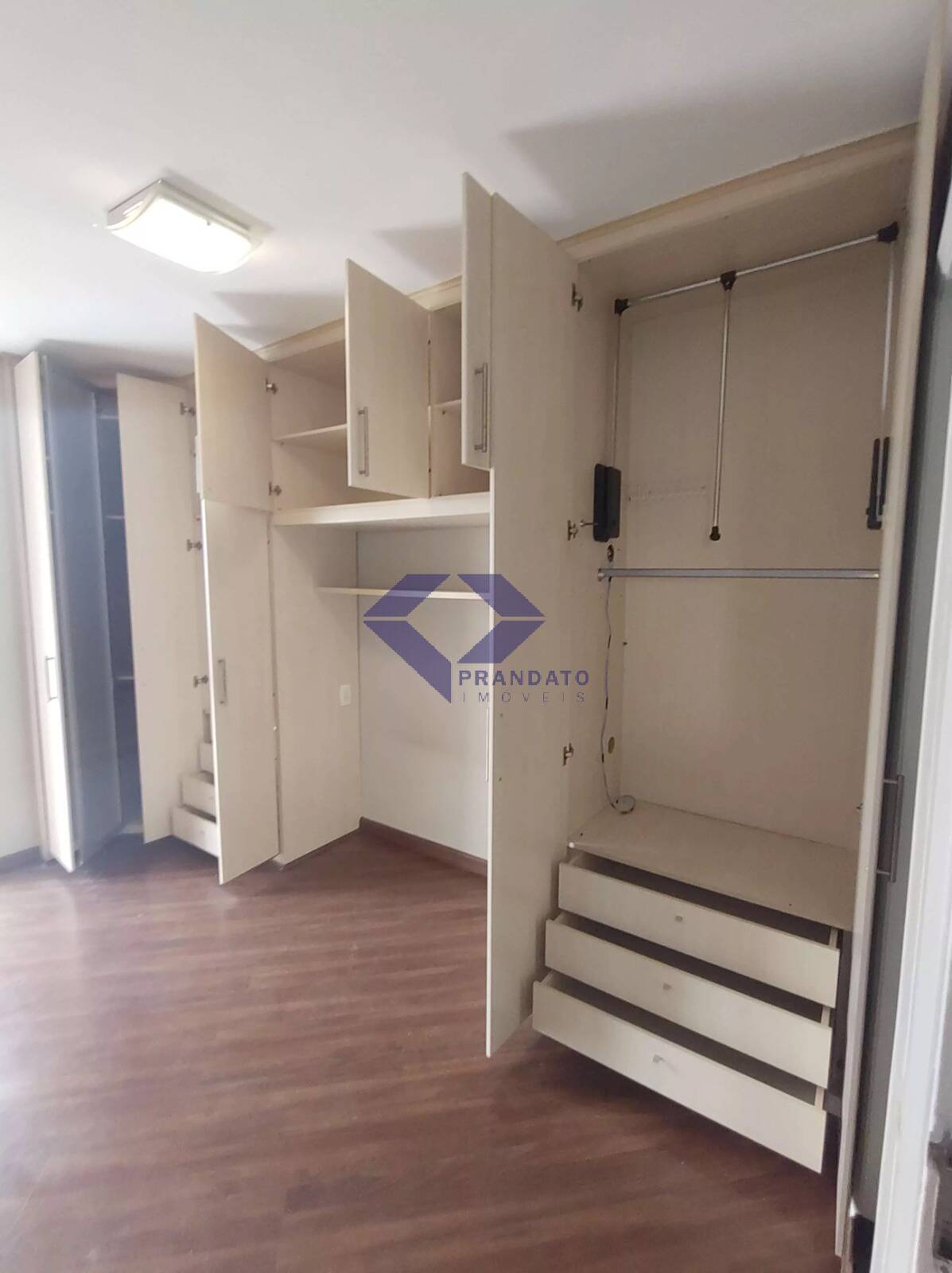 Apartamento à venda com 2 quartos, 89m² - Foto 4