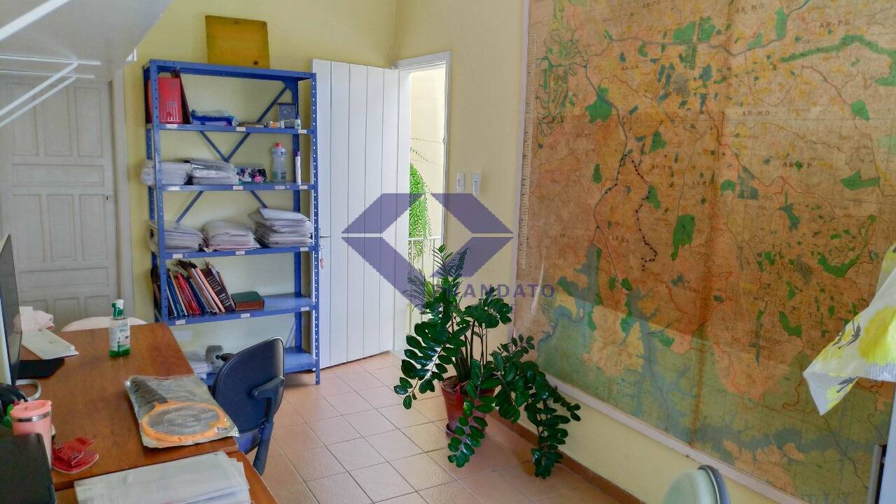 Casa à venda com 3 quartos, 171m² - Foto 25