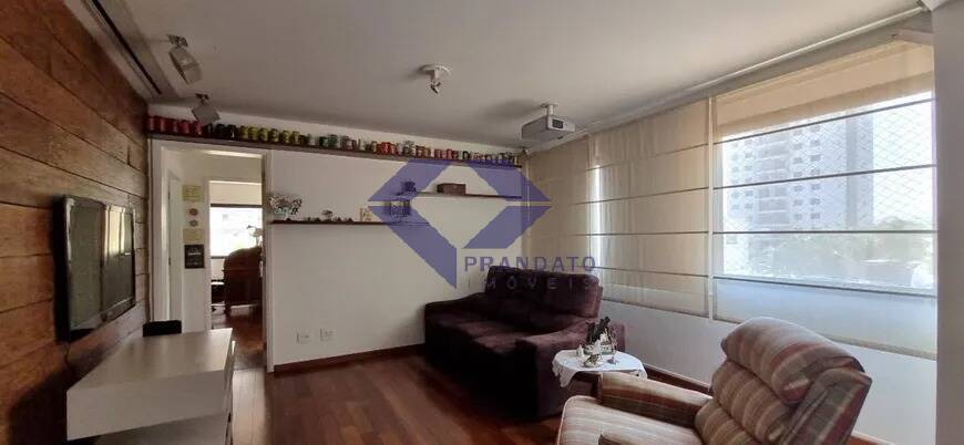 Apartamento à venda com 3 quartos, 156m² - Foto 2