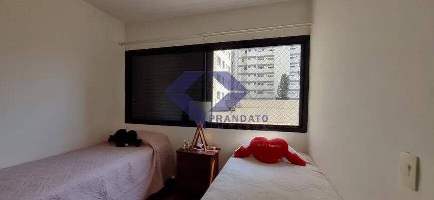 Apartamento à venda com 3 quartos, 156m² - Foto 6