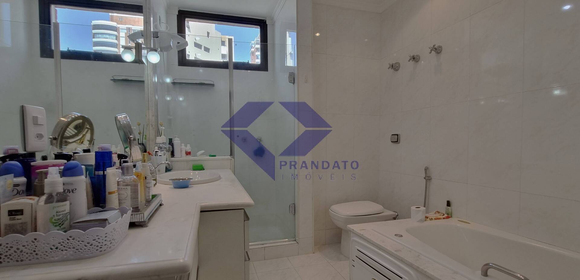 Apartamento à venda com 3 quartos, 181m² - Foto 18