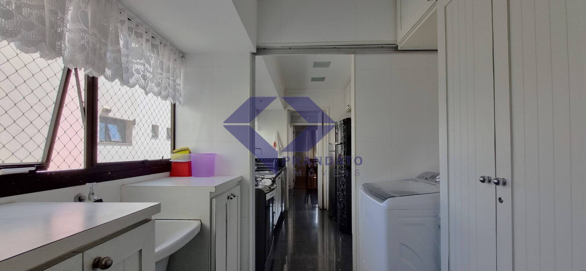 Apartamento à venda com 3 quartos, 181m² - Foto 12