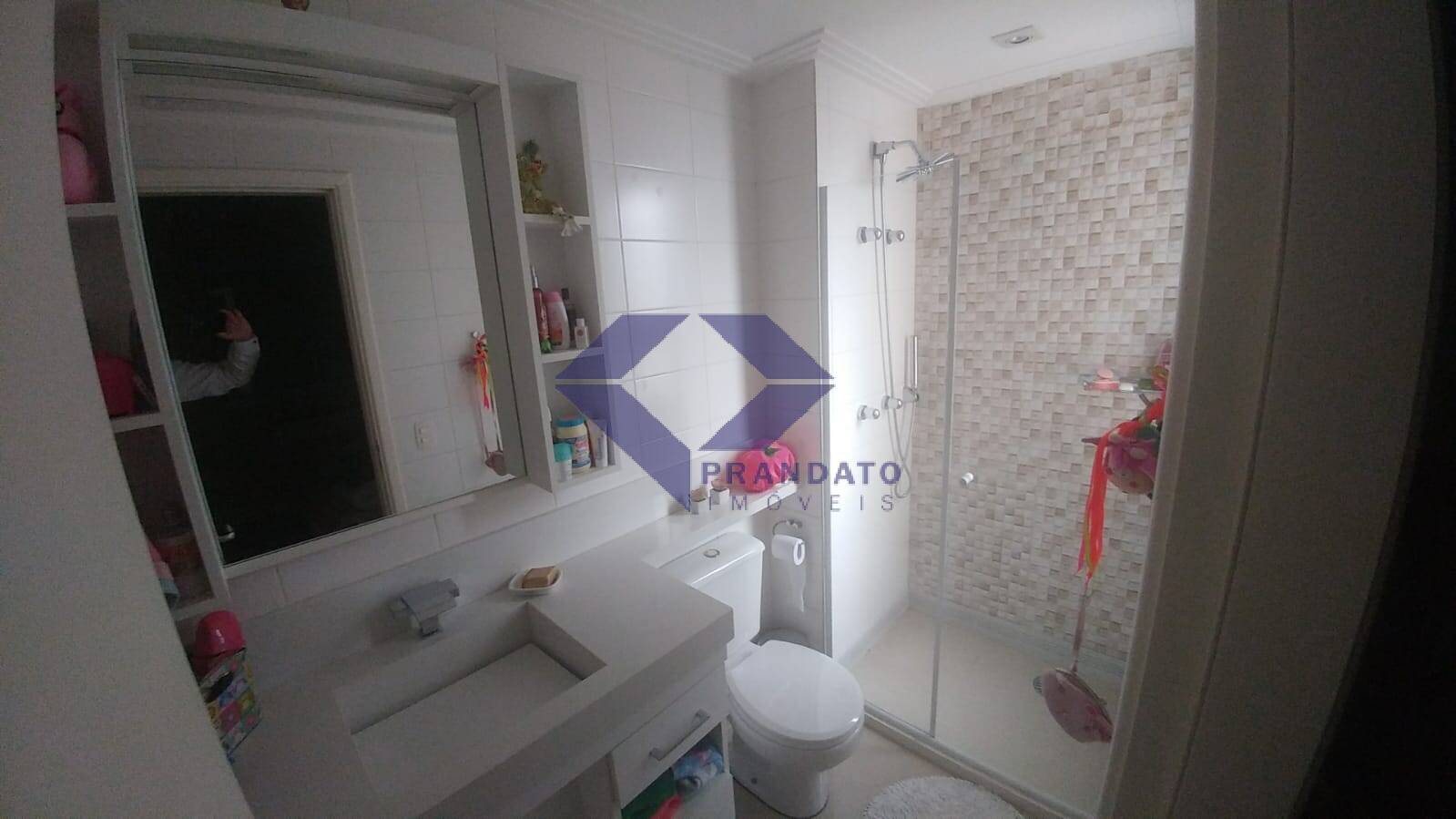 Apartamento para alugar com 3 quartos, 180m² - Foto 13