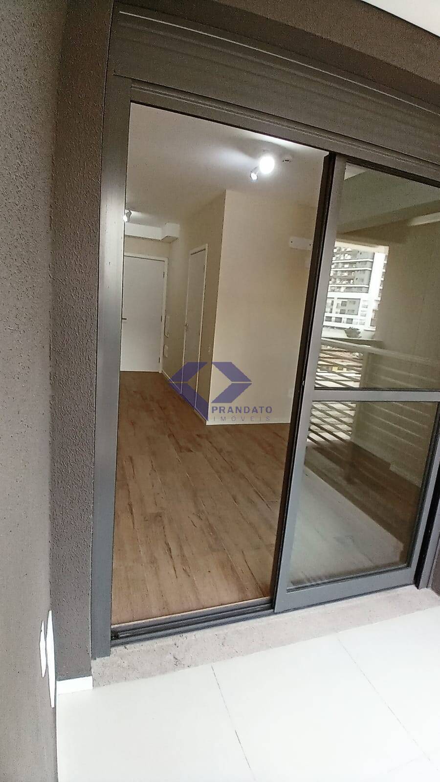 Apartamento à venda com 1 quarto, 40m² - Foto 7