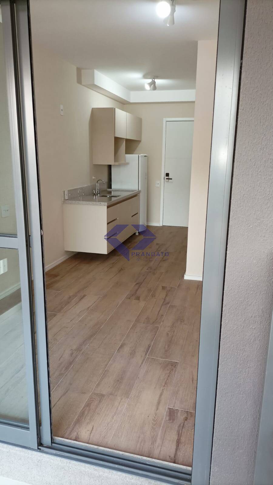 Apartamento à venda com 1 quarto, 40m² - Foto 14