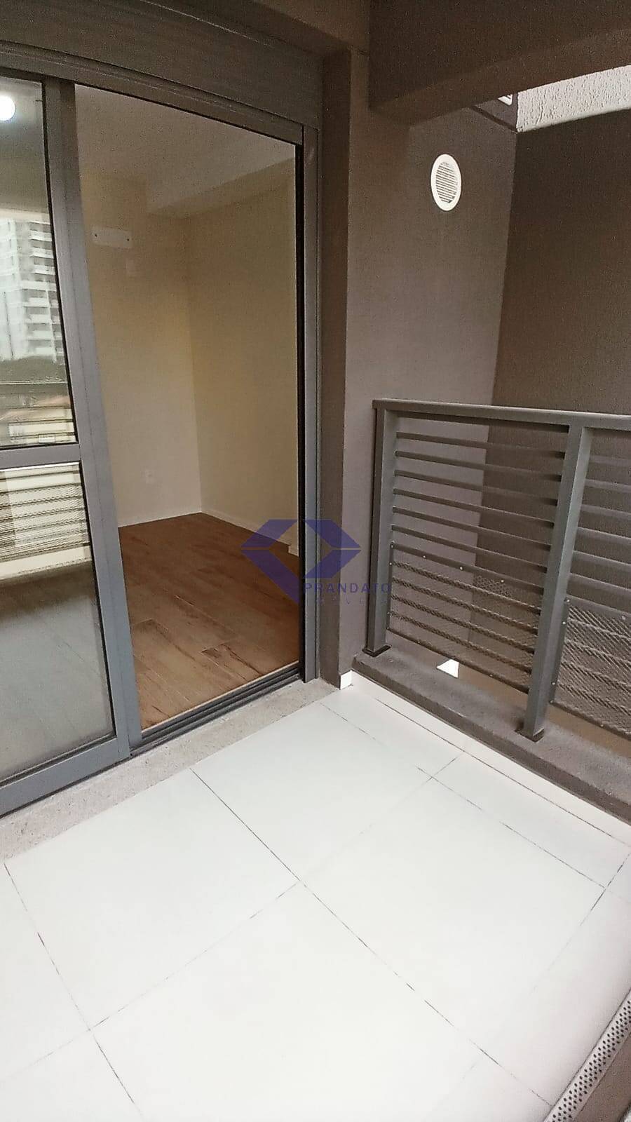 Apartamento à venda com 1 quarto, 40m² - Foto 9