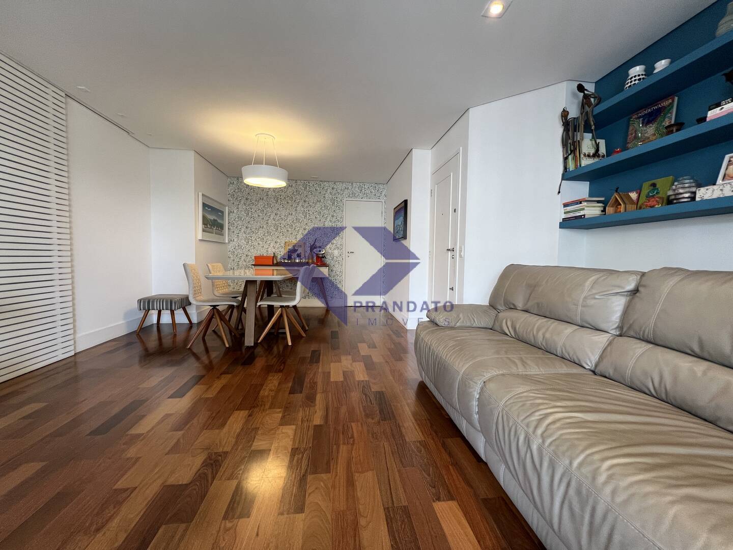 Apartamento à venda com 3 quartos, 103m² - Foto 1