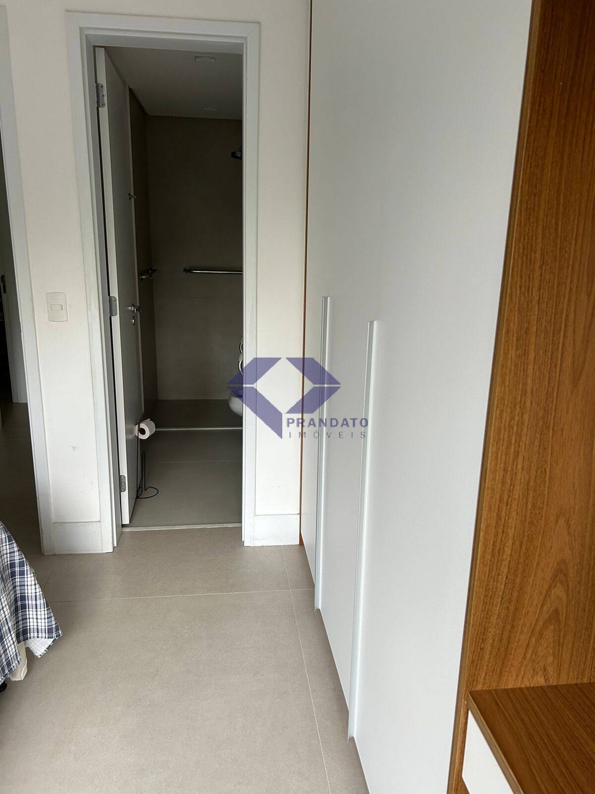 Apartamento à venda com 3 quartos, 131m² - Foto 15